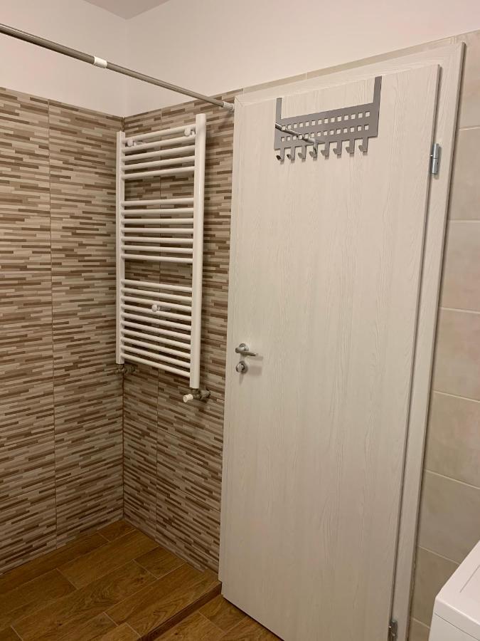 Welcoming Gemini Apartment 1 Sibiu Eksteriør bilde